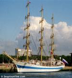 ID 2057 MIR (1988/2385grt) a full-rigged, tall-ship built in Gdansk, Poland as a cadet training ship for the Russian Merchant Marine. Carrying 2771 sq. metres of sail, she is seen here berthed in Southampton,...